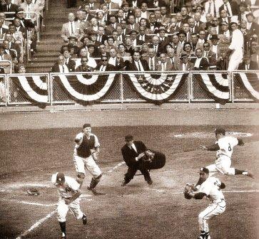 squeeze bunt ~ 1957 world series