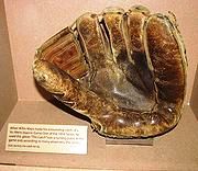 Willie Mays glove that made the catch